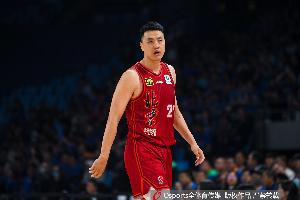 开云体育官网-许利民最后换上翟晓川&amp;方硕打得不错 广厦把篮板球生命线保护好了