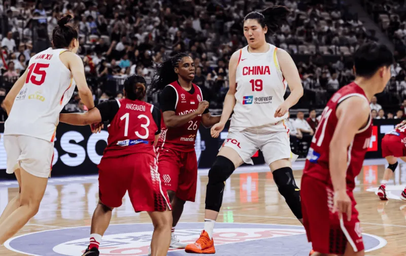 开云-宫鲁鸣：亚洲杯防张子宇的动作五花八门，劈头盖脸坏到极致