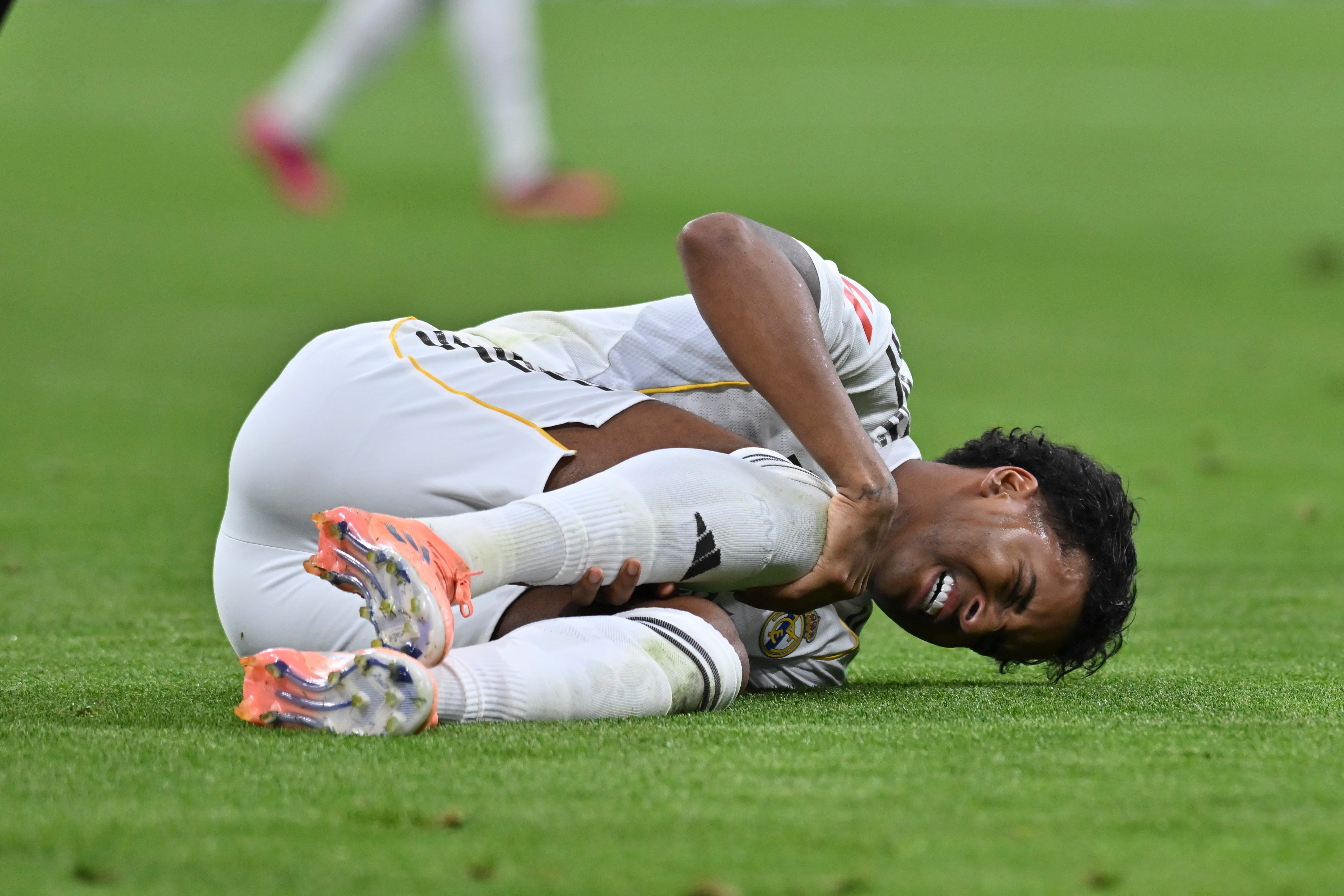 开云体育官网-快一套首发没了！皇马9人缺战塞尔塔：6人伤缺+3人停赛