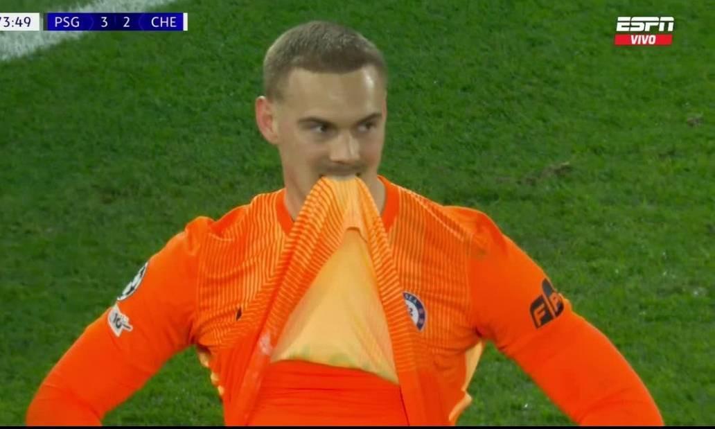 kaiyun.com-致敬热刺?切尔西欧冠上二门,结果因门将俩失误同样2-5惨败